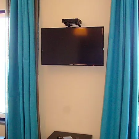 Kosmos Aparthotel Horta (Azores)