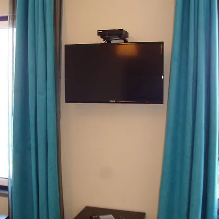 Aparthotel Kosmos 2*